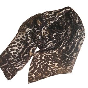 Vintage Glentex poly crinkled leopard print scarf